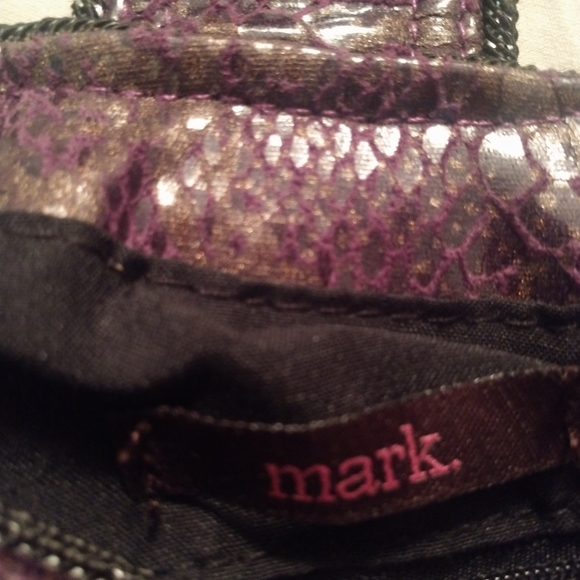 Avon Mark shoulder bag - Picture 3 of 5